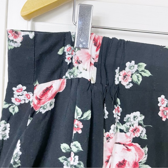 Torrid floral challis hi-lo skirt - Picture 7 of 10